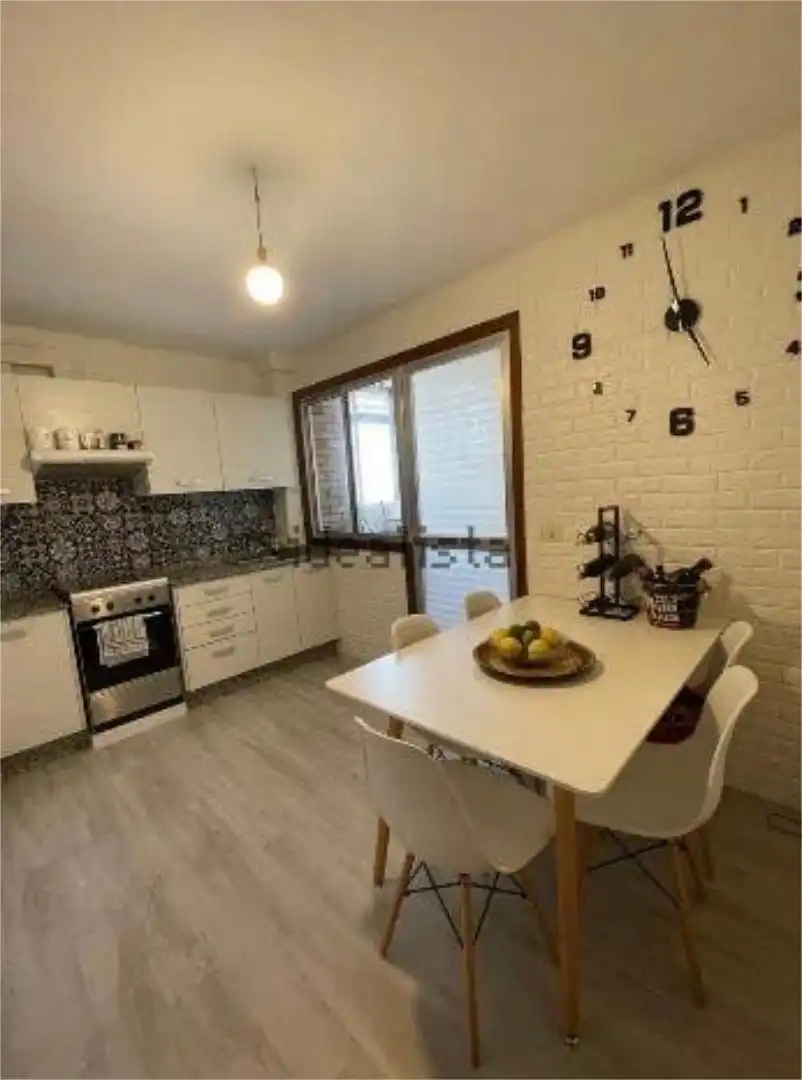 Kitchen of Flat for rent in Vigo   with Private garden, Terrace and Furnished