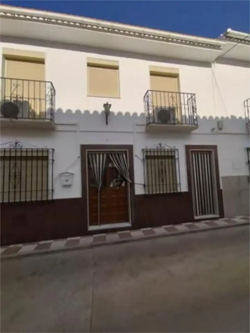 Vista exterior de Casa o chalet en venta en Villanueva de Tapia con Terraza