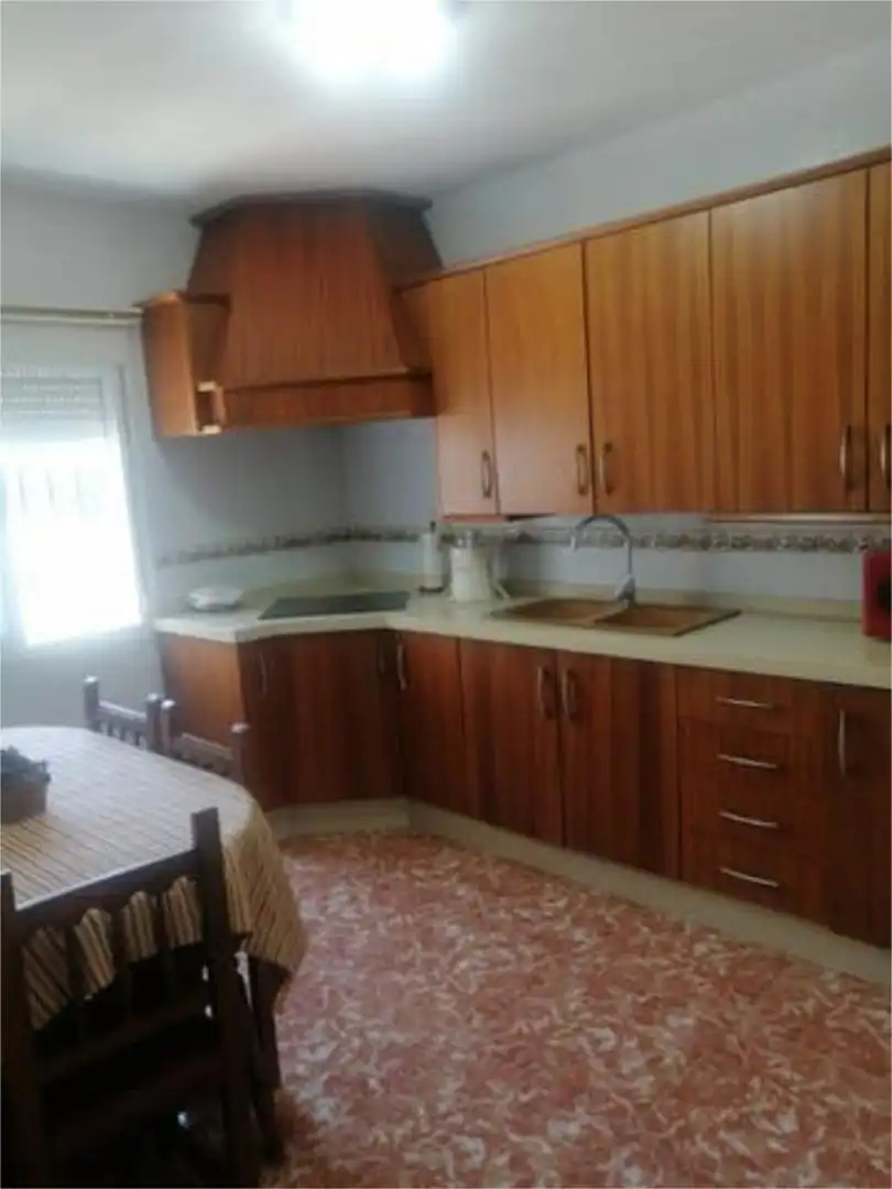 Cuina de Casa o xalet en venda en Villanueva de Tapia amb Terrassa