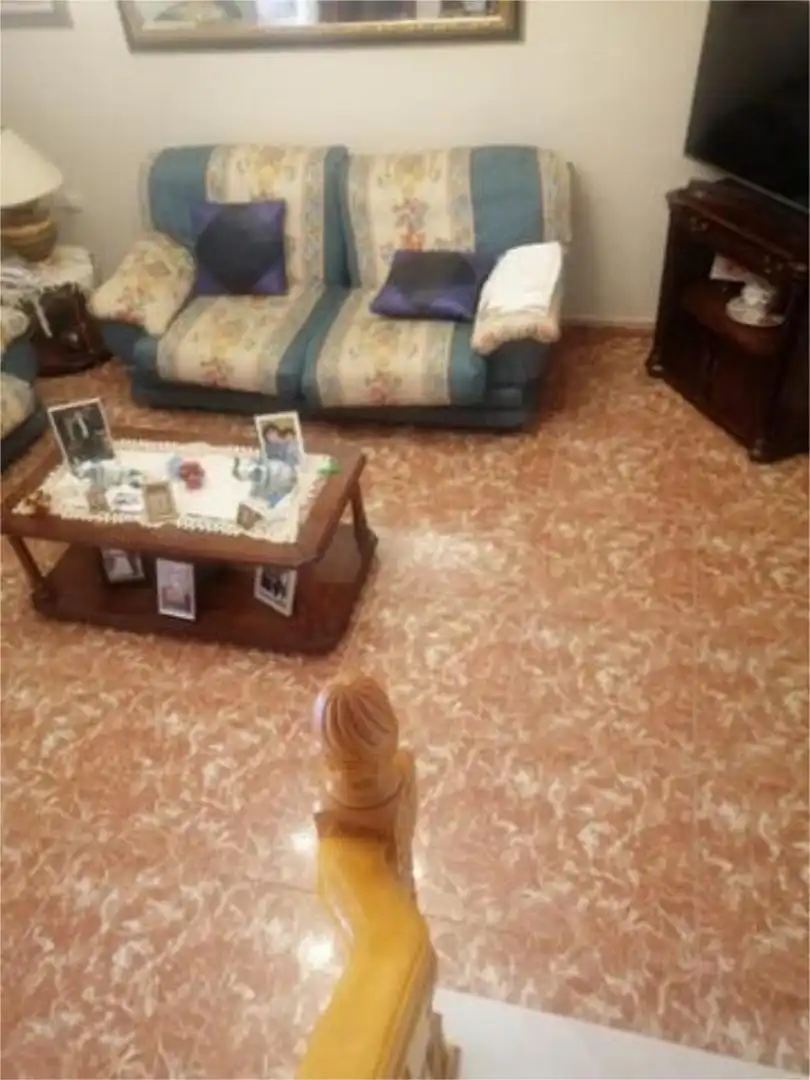 Sala d'estar de Casa o xalet en venda en Villanueva de Tapia amb Terrassa