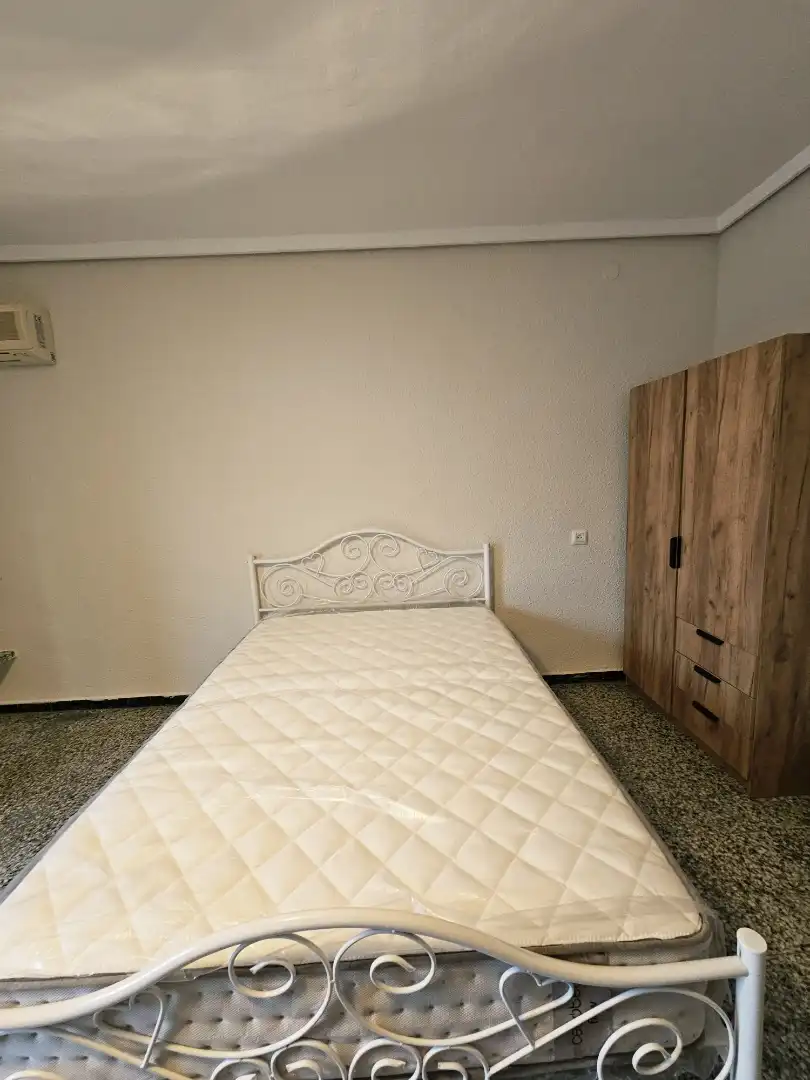 Bedroom of Flat for share in Sueca  with Heating, Terrace and Furnished
