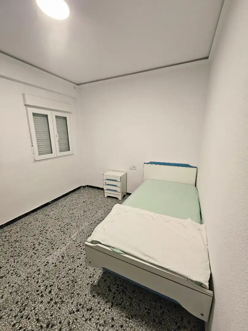 Bedroom of Flat for share in Sueca  with Heating, Terrace and Furnished