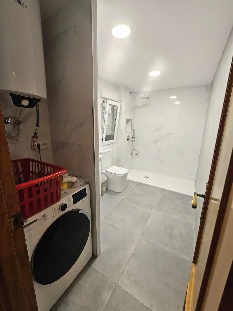 Bathroom of Flat for share in Sueca  with Heating, Terrace and Furnished