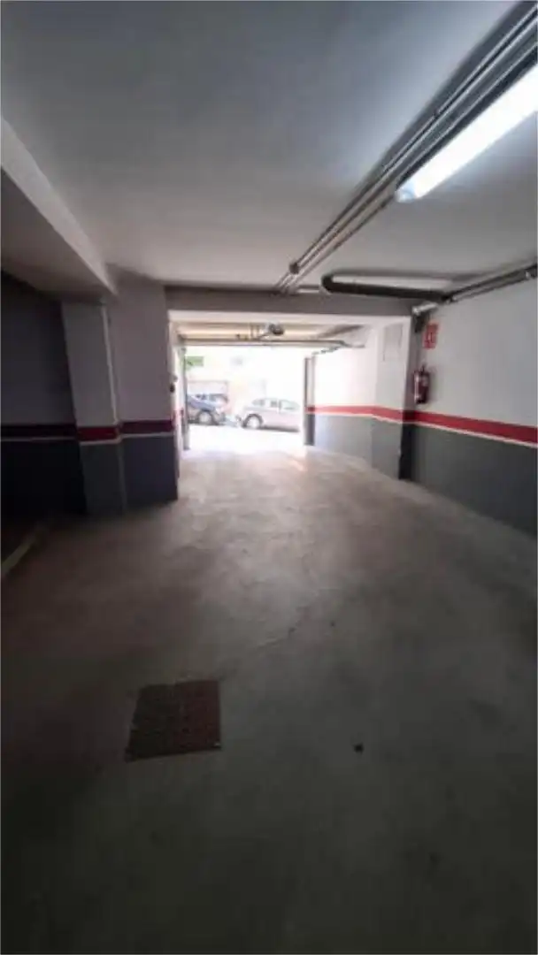Aparcament de Apartament de lloguer en Cabanillas del Campo amb Calefacció i Terrassa