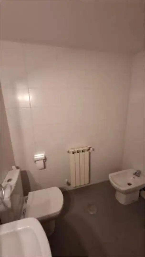 Bany de Apartament de lloguer en Cabanillas del Campo amb Calefacció i Terrassa