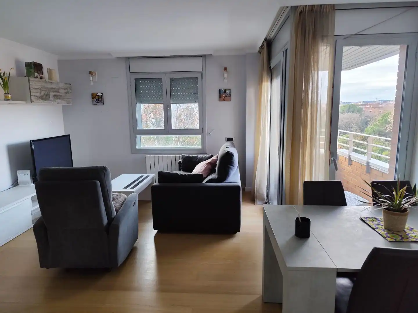 Attic for sale in Carrer de Lluís Vermell, 8, Roquetes - Can Magí Living room of Attic for sale in Sant Cugat del Vallès with Air Conditioner, Terrace and Swimming Pool