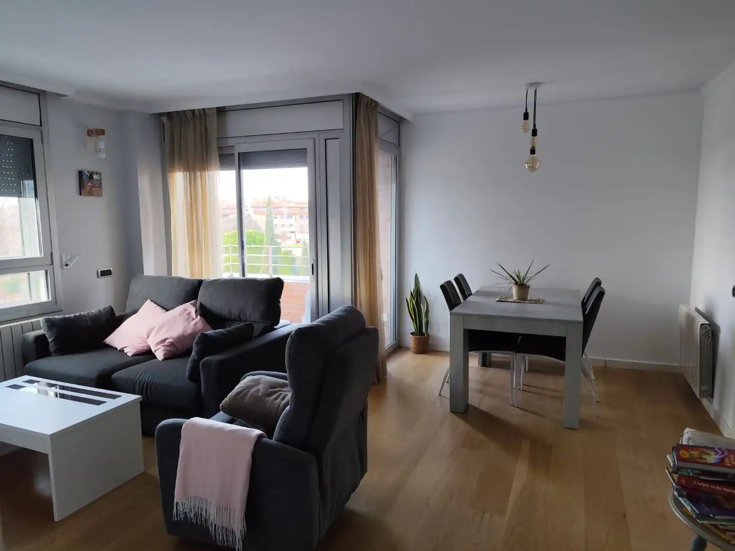 Attic for sale in Carrer de Lluís Vermell, 8, Roquetes - Can Magí Living room of Attic for sale in Sant Cugat del Vallès with Air Conditioner, Terrace and Swimming Pool