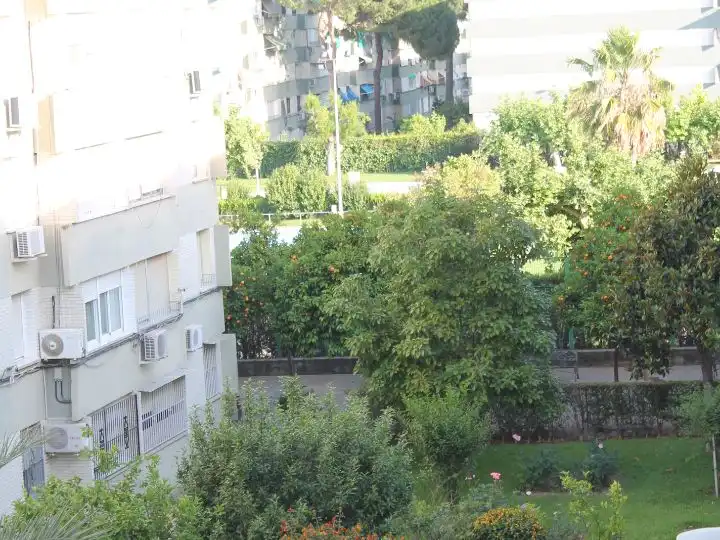 Piso de alquiler en Pasaje Marino Francisco de los Ríos, 4, Parque Figueroa Vista exterior de Piso de alquiler en Córdoba con Aire acondicionado, Calefacción y Amueblado