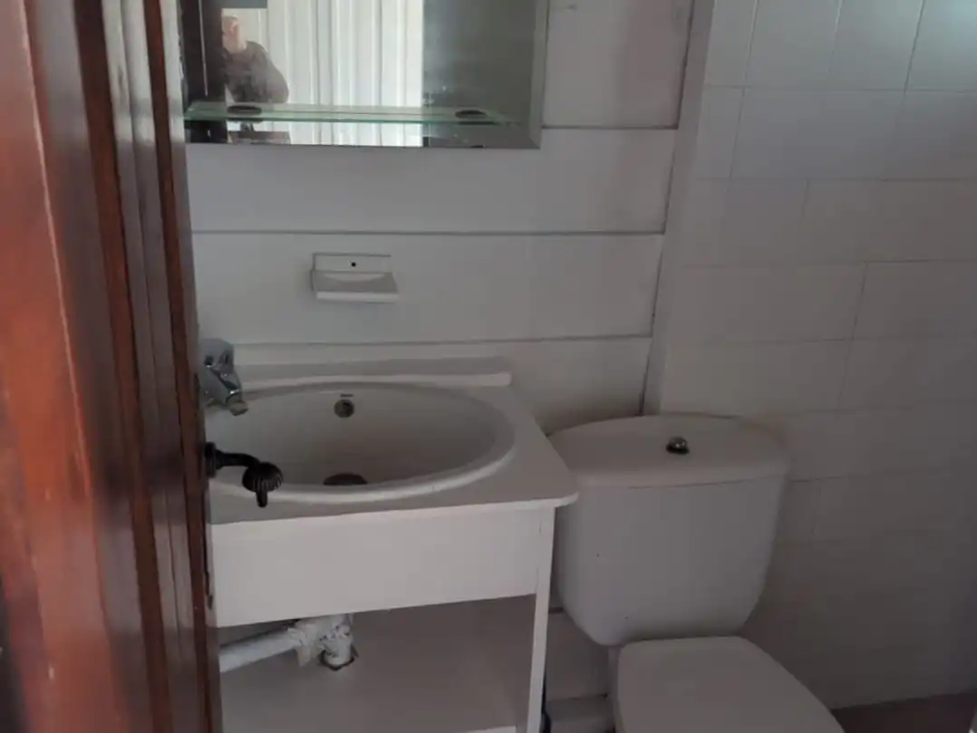 Baño de Apartamento de alquiler en San Fernando de Henares con Parking comunitario