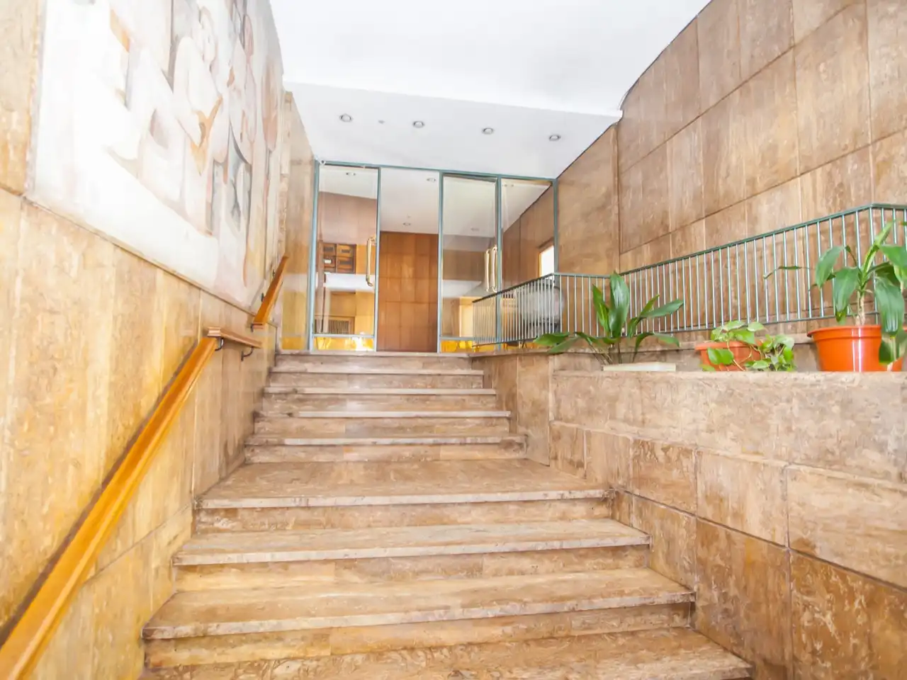 Flat for rent in Calle de Santo Domingo de Silos, 5, El Viso Flat for rent in Madrid with Air Conditioner, Heating and Parquet flooring