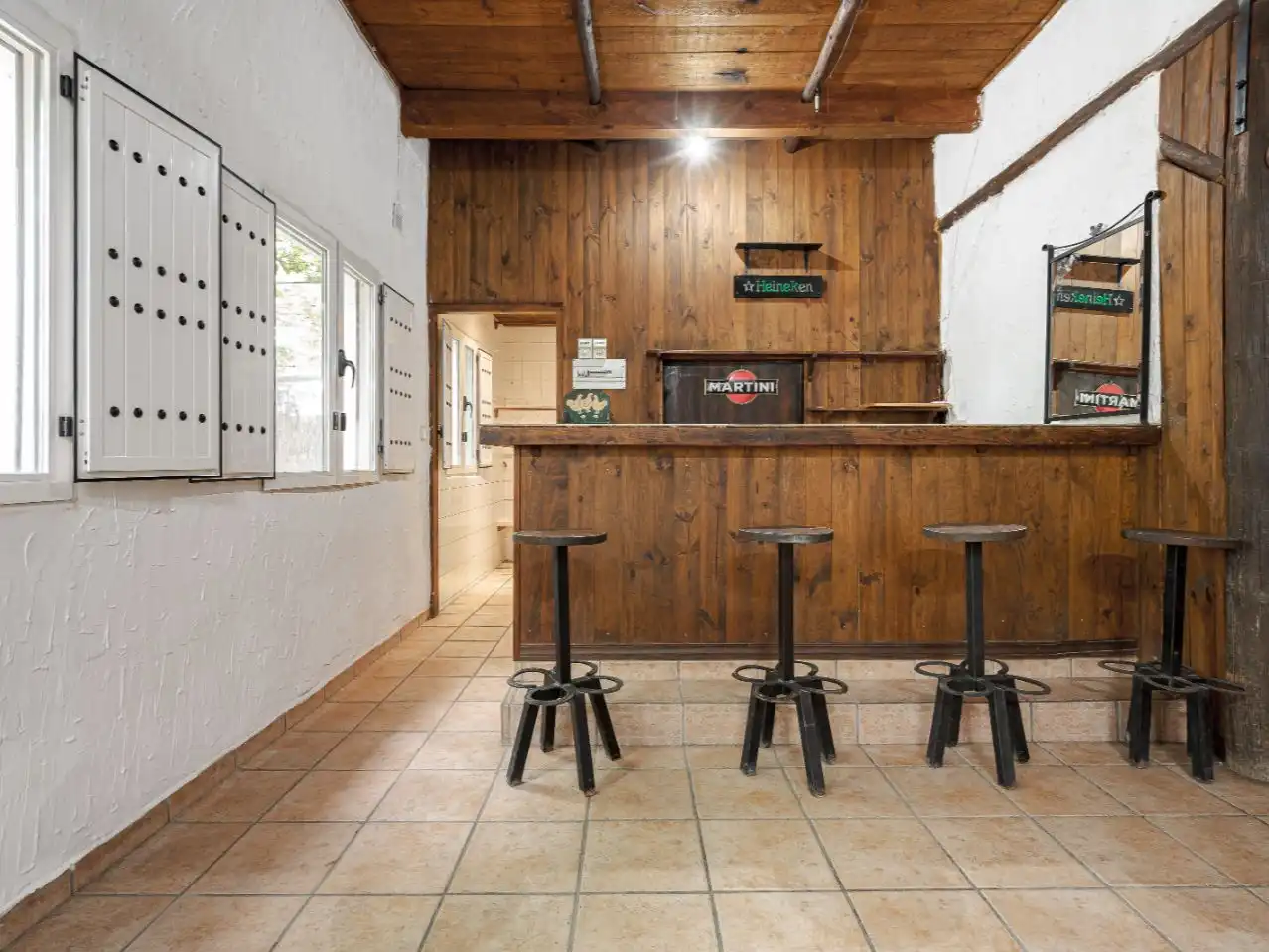 Apartments for rent in Camino de Carretas, Montserrat - Parque Empresarial Apartments for rent in San Fernando de Henares with Community parking