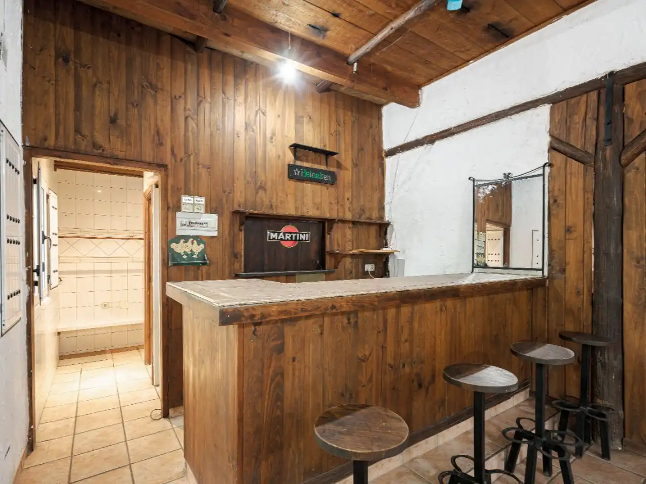 Apartments for rent in Camino de Carretas, Montserrat - Parque Empresarial Apartments for rent in San Fernando de Henares with Community parking