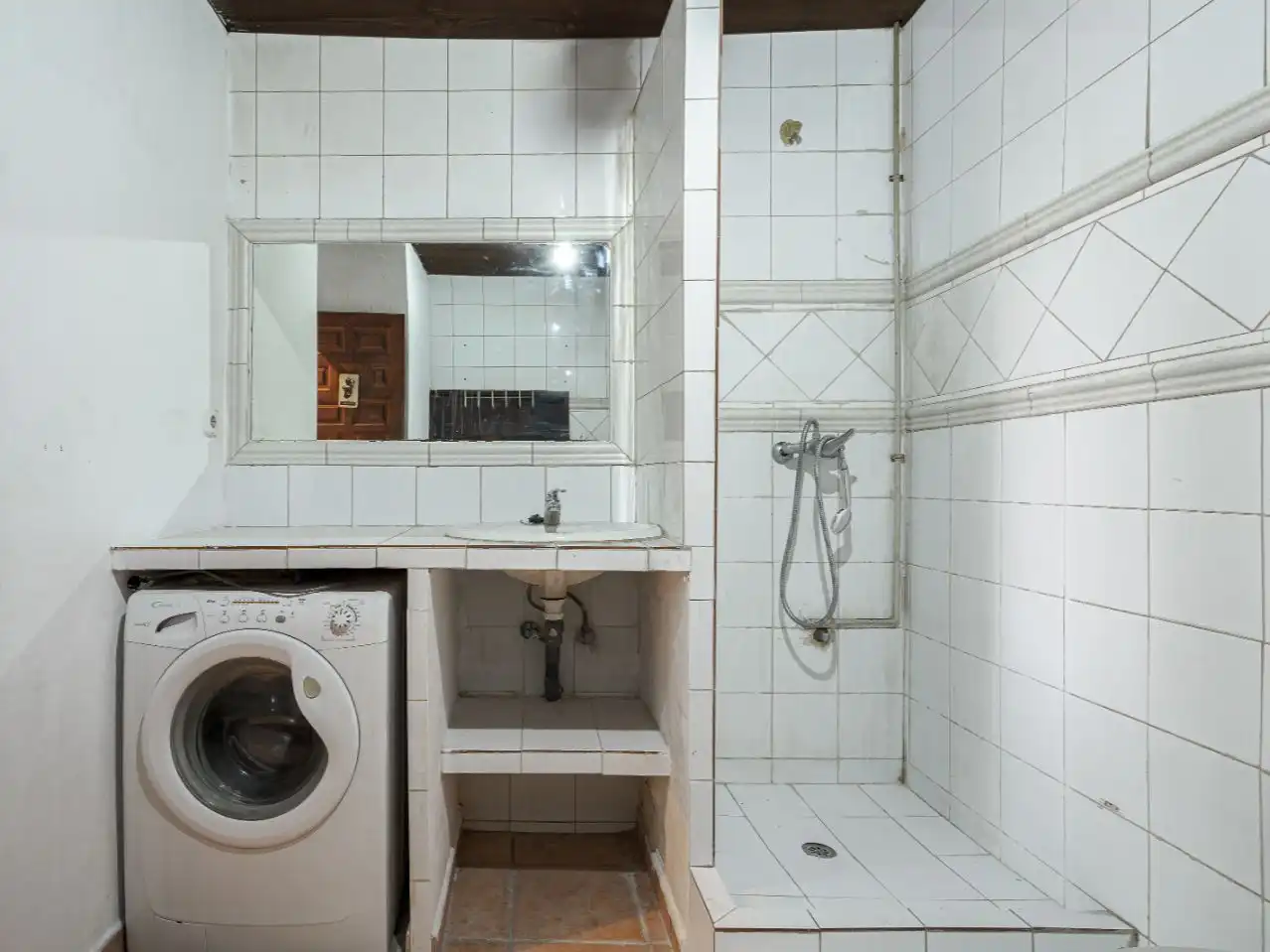 Apartments for rent in Camino de Carretas, Montserrat - Parque Empresarial Bathroom of Apartments for rent in San Fernando de Henares with Community parking