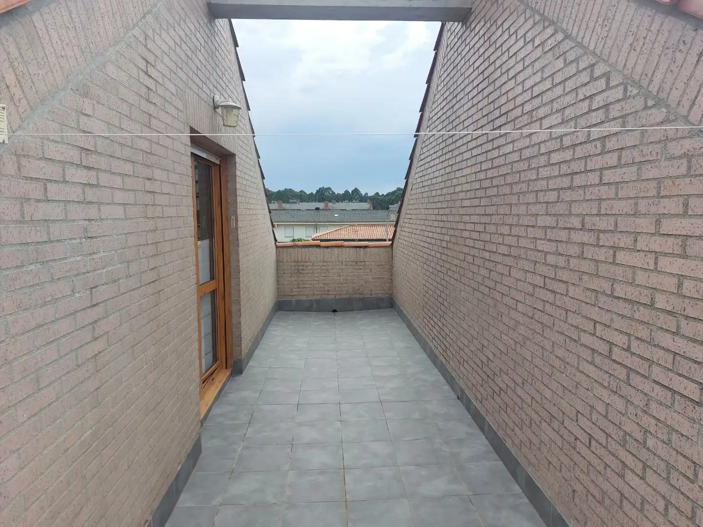 Terraza de Apartamento en venta en Laredo con Terraza, Trastero y Piscina