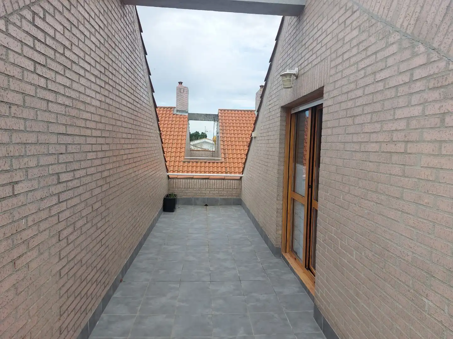 Terraza de Apartamento en venta en Laredo con Terraza, Trastero y Piscina