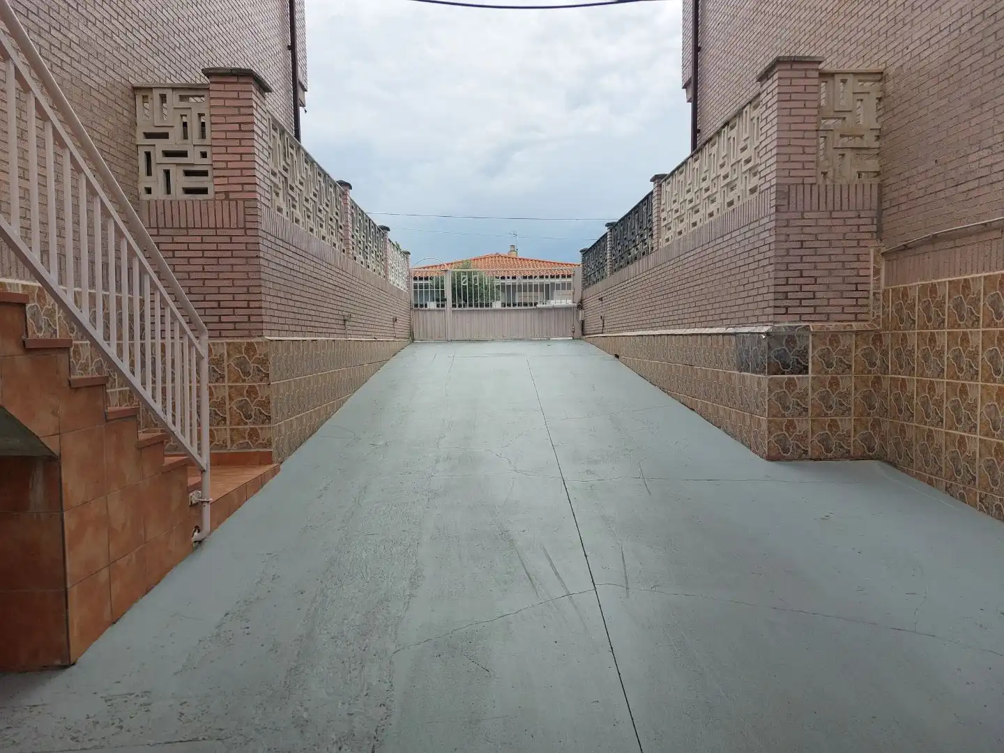 Terraza de Apartamento en venta en Laredo con Terraza, Trastero y Piscina