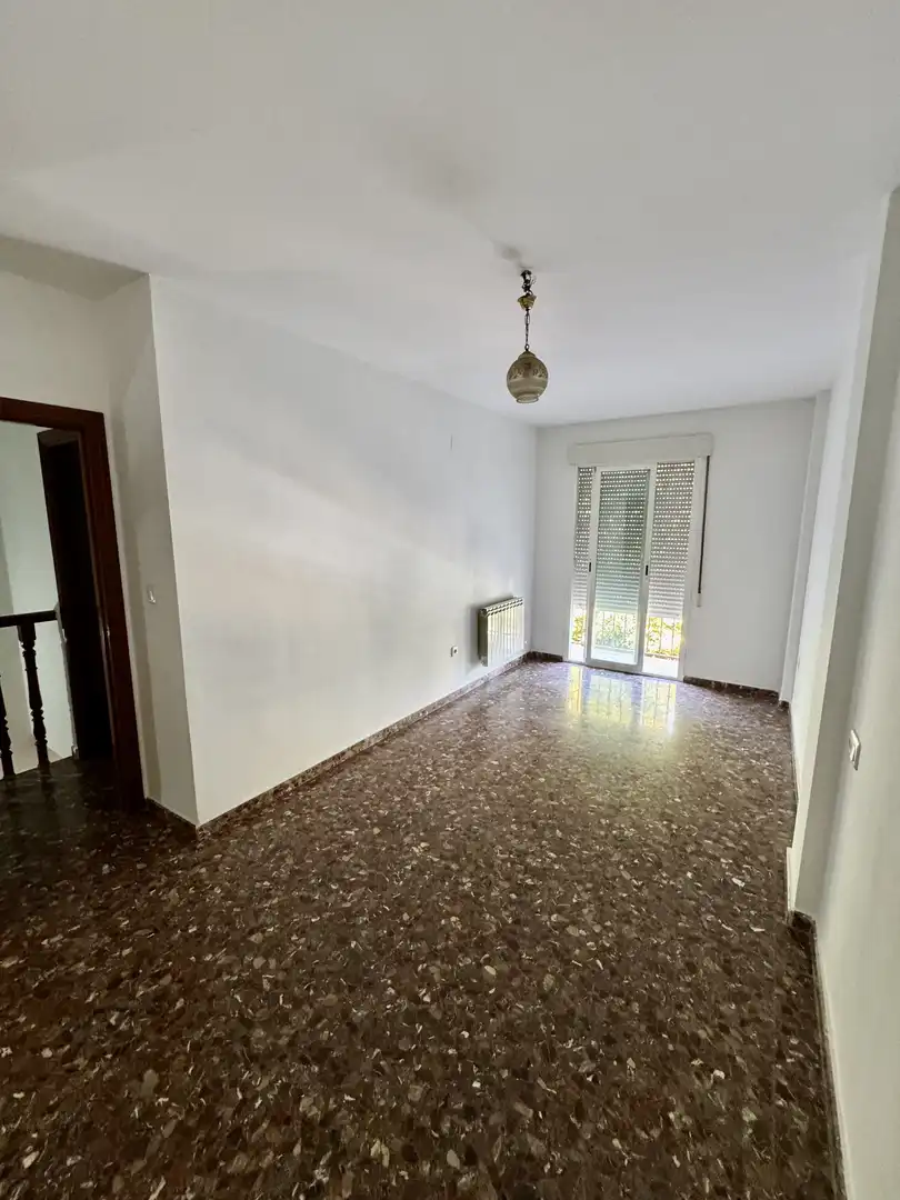 Casa adosada en venda a Avenida Diputación, 97, Atarfe Casa adosada en venda a Avenida Diputación, 97, Atarfe