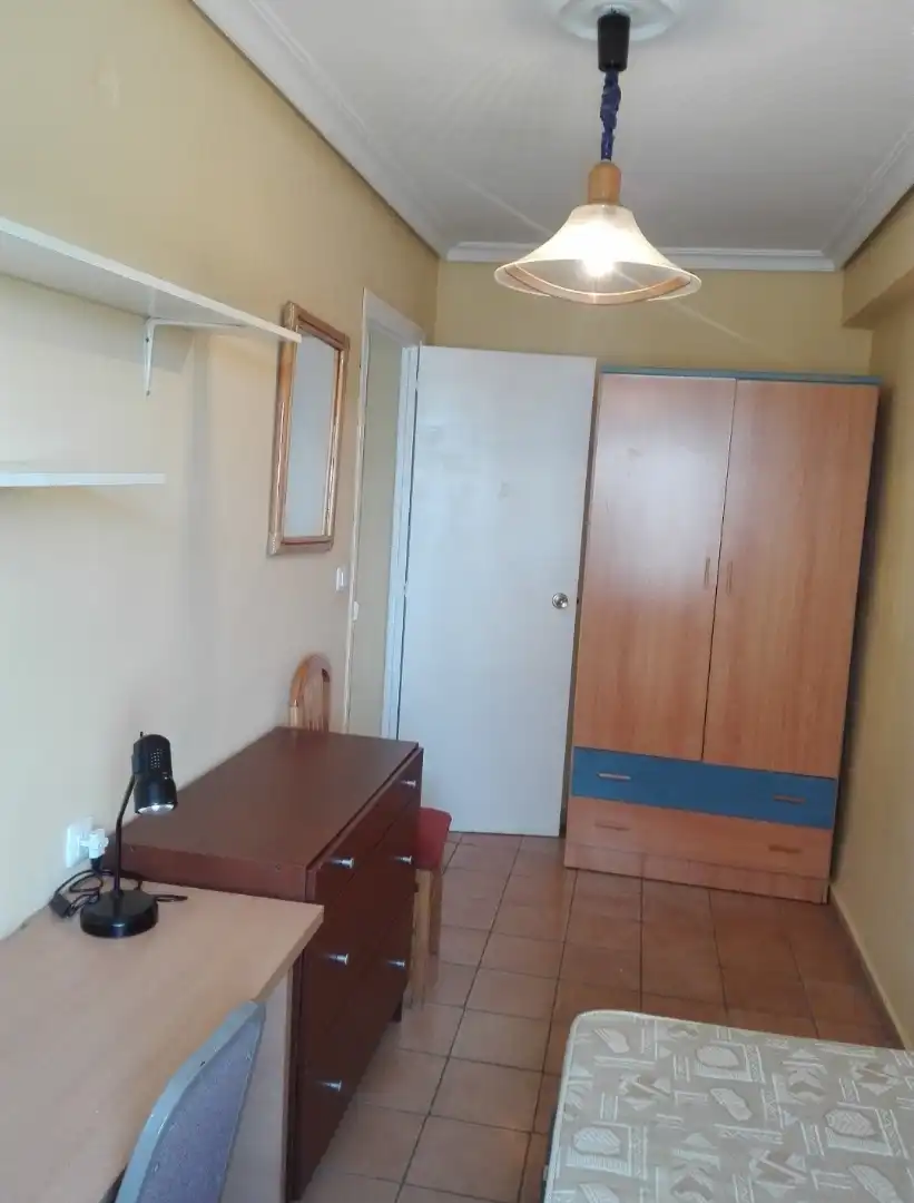 Flat for rent in Calle Tarfia, 63, Sector Sur - La Palmera - Reina Mercedes
