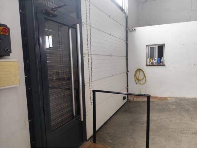 Nave industrial en Alquiler en Retuerta del Bullaque