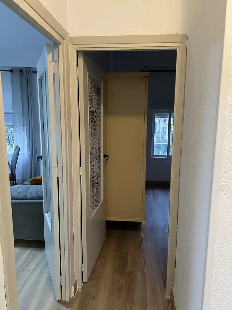 Room in Paseo Virgen del Rocío, El Valle - Universidad Flat for share in Jaén with Air Conditioner, Parquet flooring and Furnished