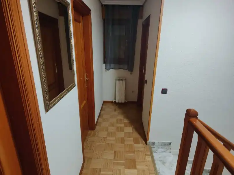 Piso en venta en Calle Federica Montseny, 24, Laguna de Duero Piso en venta en Laguna de Duero con Calefacción, Parquet y Terraza