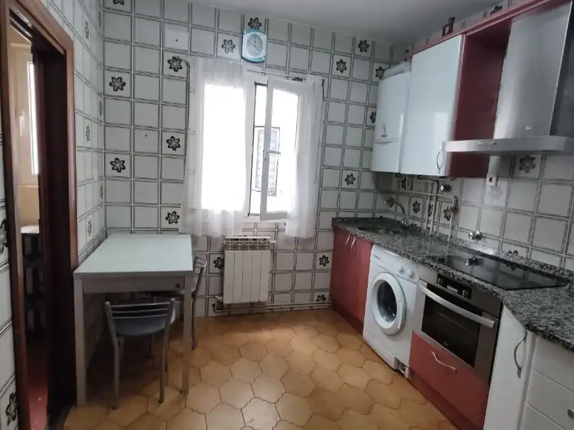 Flat for sale in Avenida del Cid Campeador, 85-2-, Centro