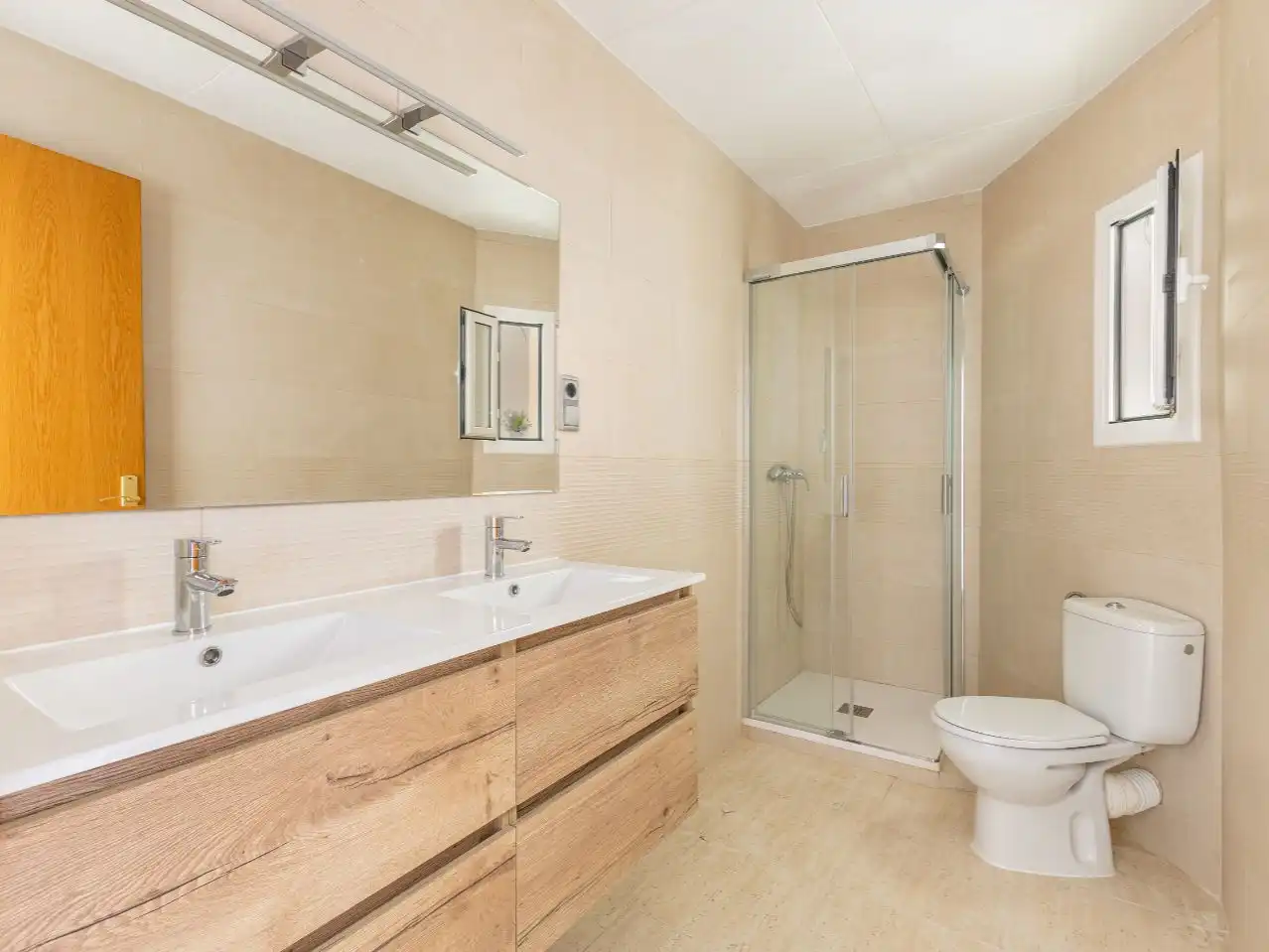 Piso en venta en Carrer de Vallfogona, 29, Vila de Gràcia Baño de Piso en venta en Barcelona Capital con Aire acondicionado