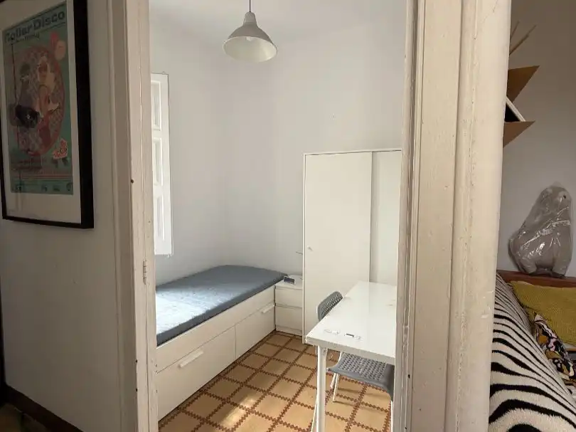 Habitación en Carrer de la Unió, 32, El Raval Habitación de Piso para compartir en Barcelona con Aire acondicionado, Calefacción y Amueblado