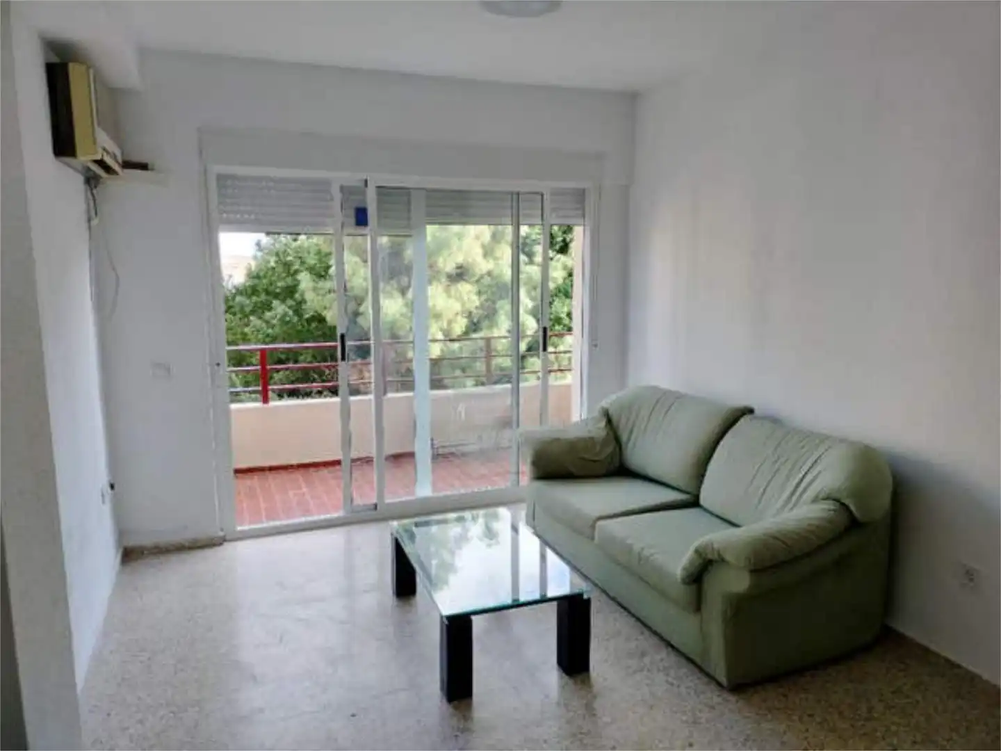 Piso en venta en Pago San José - Princi - Jerez Sala de estar de Piso en venta en Jerez de la Frontera con Jardín privado