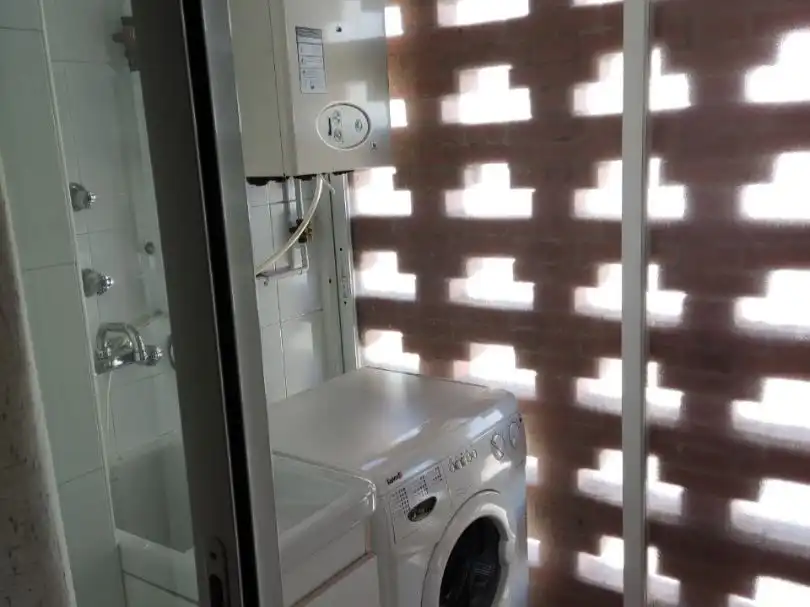 Cuina de Pis de lloguer en Linares amb Aire condicionat, Calefacció i Terrassa