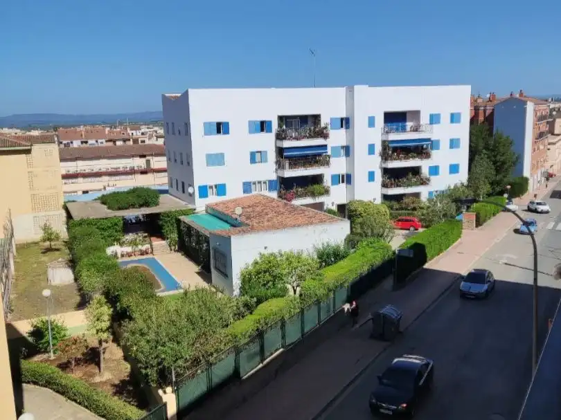 Vista exterior de Pis de lloguer en Linares amb Aire condicionat, Calefacció i Terrassa