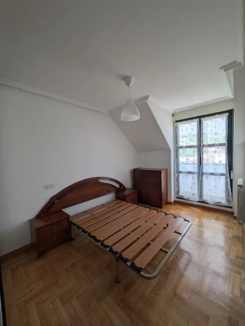 Flat for rent in Calle Marqués de Bolarque, 9, La Felguera