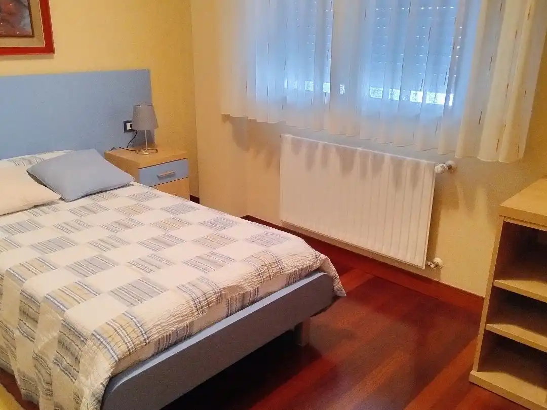 Habitación de Piso de alquiler en Bilbao  con Calefacción, Parquet y Trastero