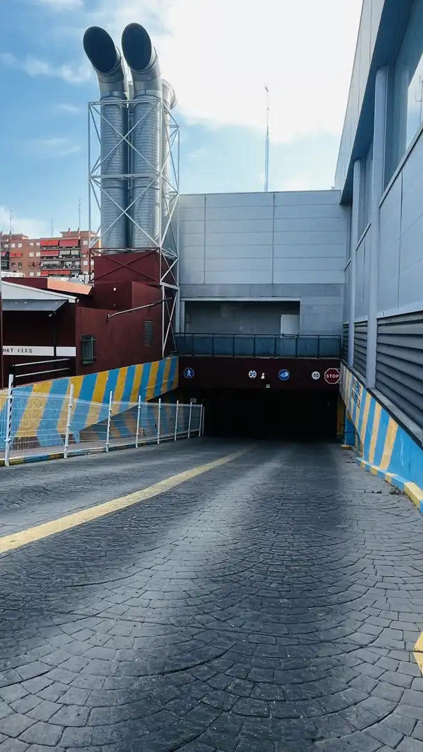 Garatge en venda a Avenida de la Onu, 22, Villafontana - Estoril I Aparcament de Garatge en venda en Móstoles