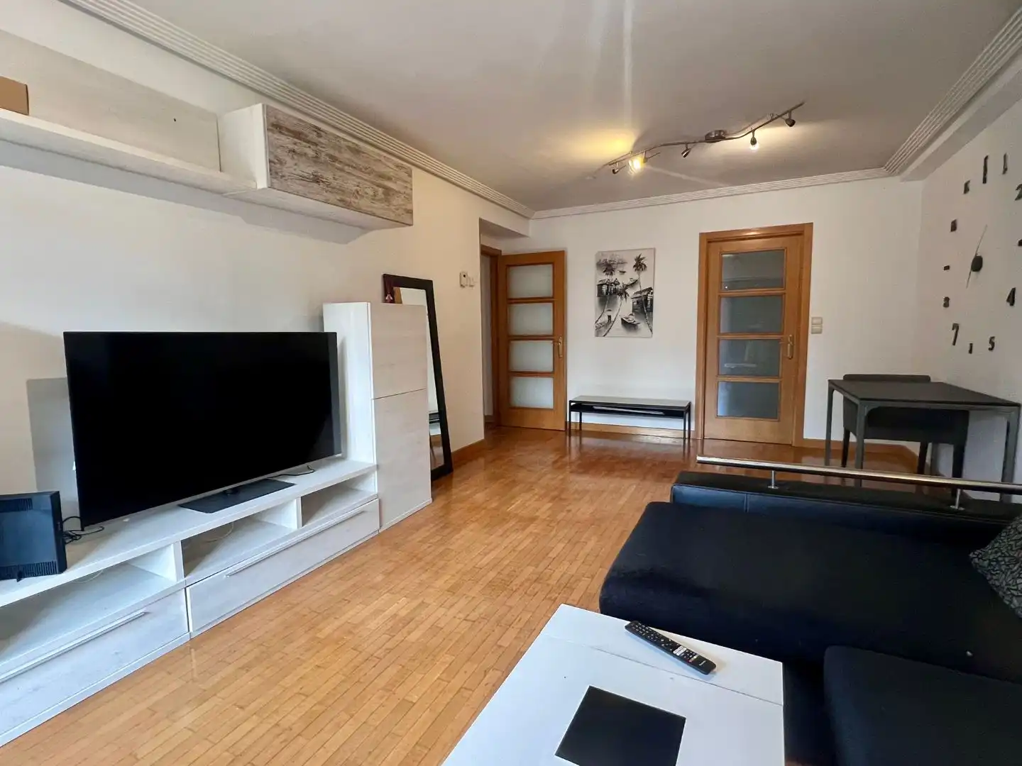Piso en venta en Barrio Laskibar, 15, Irura Sala de estar de Piso en venta en Irura con Balcón