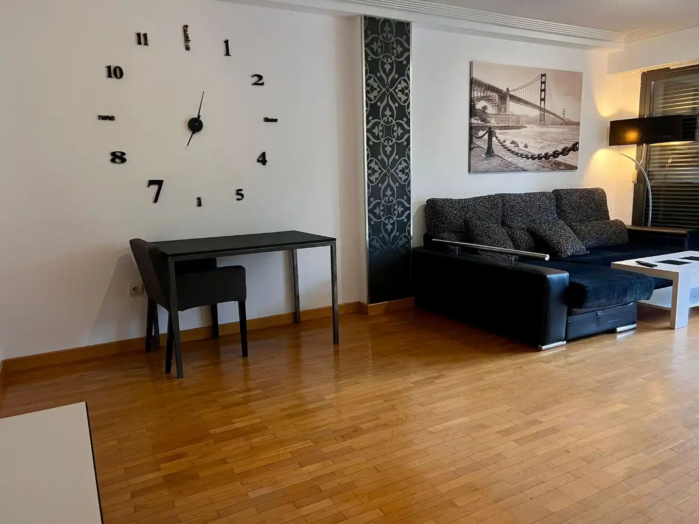 Piso en venta en Barrio Laskibar, 15, Irura Sala de estar de Piso en venta en Irura con Balcón
