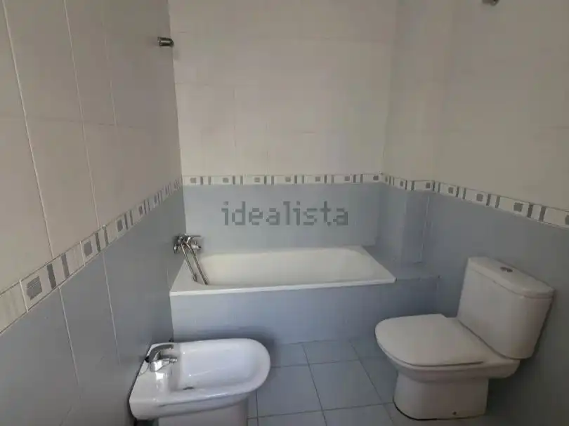 Àtic en venda a Calle Cortijada Los Delgados, 9, La Cala del Moral Bany de Àtic en venda en Rincón de la Victoria amb Aire condicionat, Terrassa i Piscina