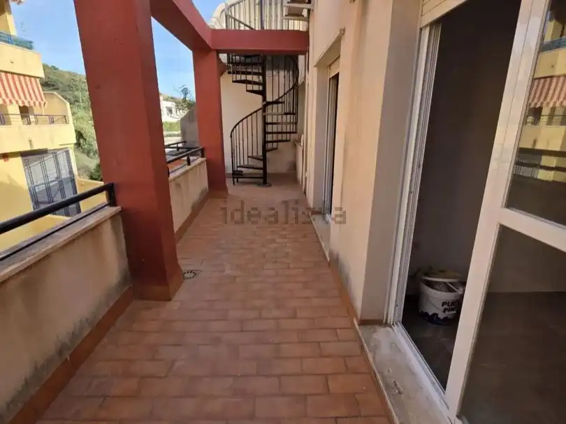 Àtic en venda a Calle Cortijada Los Delgados, 9, La Cala del Moral Terrassa de Àtic en venda en Rincón de la Victoria amb Aire condicionat, Terrassa i Piscina