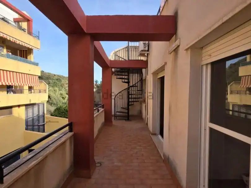 Àtic en venda a Calle Cortijada Los Delgados, 9, La Cala del Moral Terrassa de Àtic en venda en Rincón de la Victoria amb Aire condicionat, Terrassa i Piscina