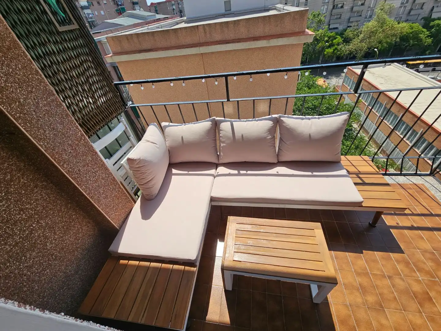 Terraza de Piso para compartir en Barcelona con Parquet, Terraza y Amueblado