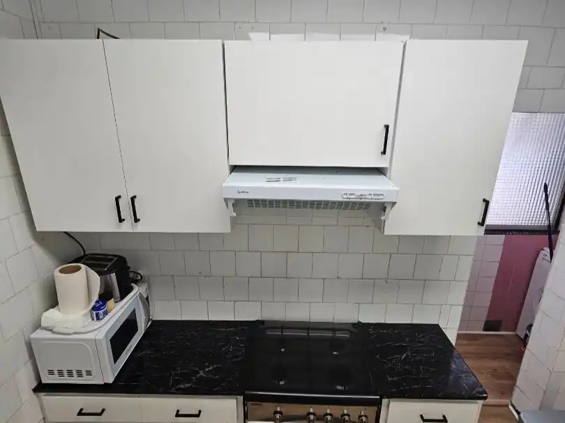 Cocina de Piso para compartir en Barcelona con Parquet, Terraza y Amueblado