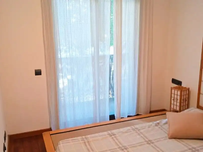 Piso de alquiler en Carrer de Sant Joan d'en Coll, 22, Fonts dels Capellans - Sagrada Família Habitación de Piso de alquiler en Manresa con Aire acondicionado, Calefacción y Jardín privado