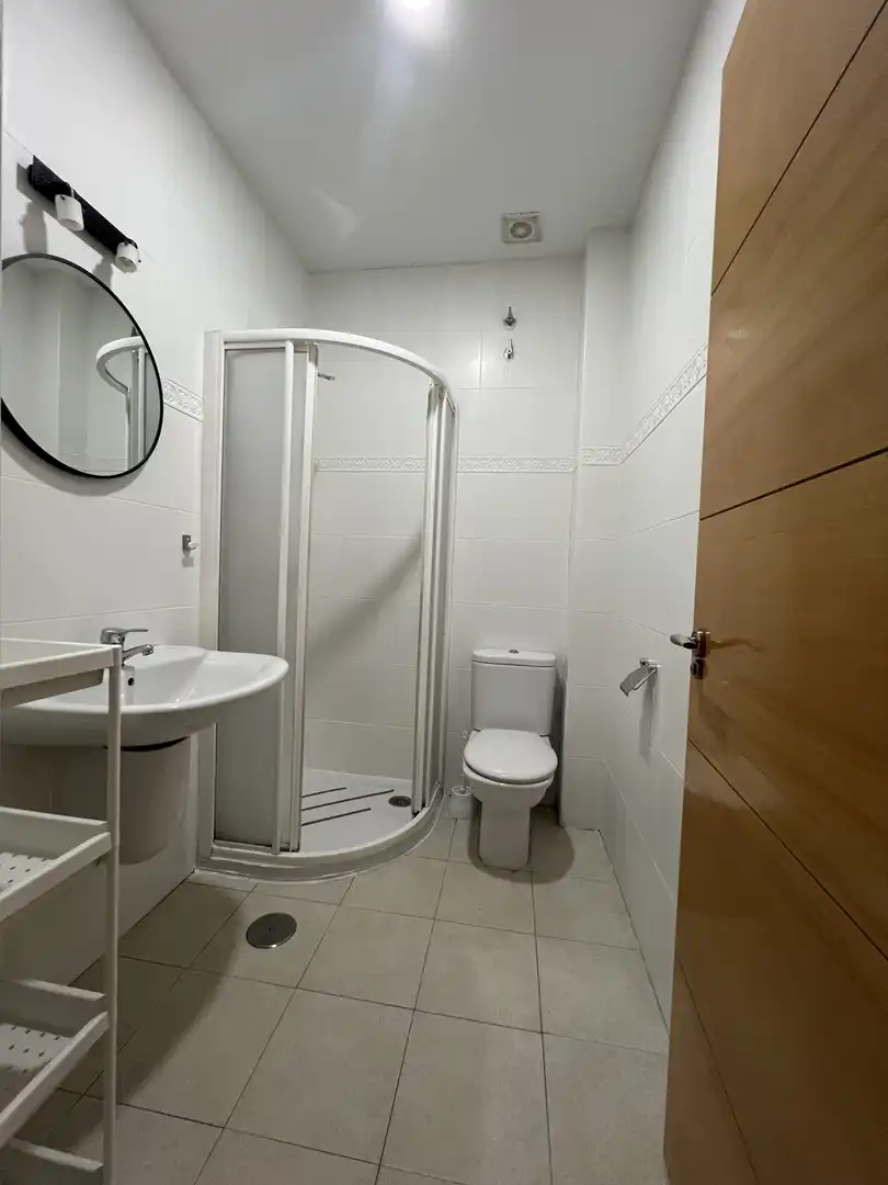 Bathroom of Flat for rent in Villarrobledo  with Air Conditioner, Heating and Furnished