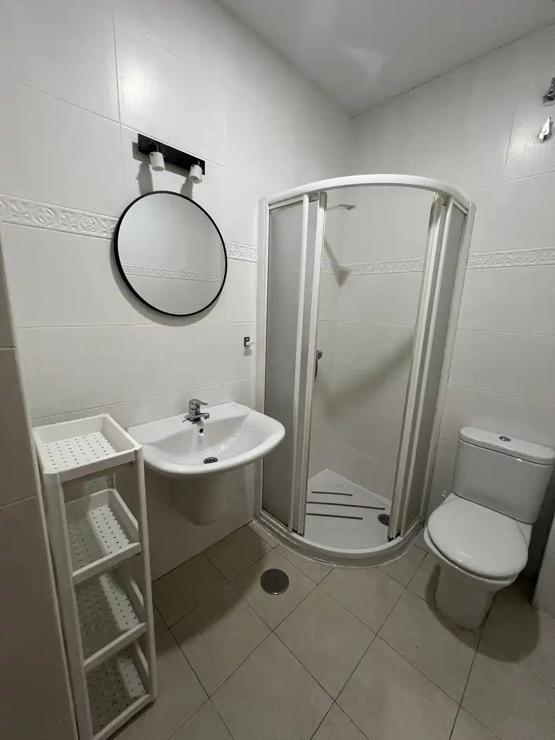 Bathroom of Flat for rent in Villarrobledo  with Air Conditioner, Heating and Furnished