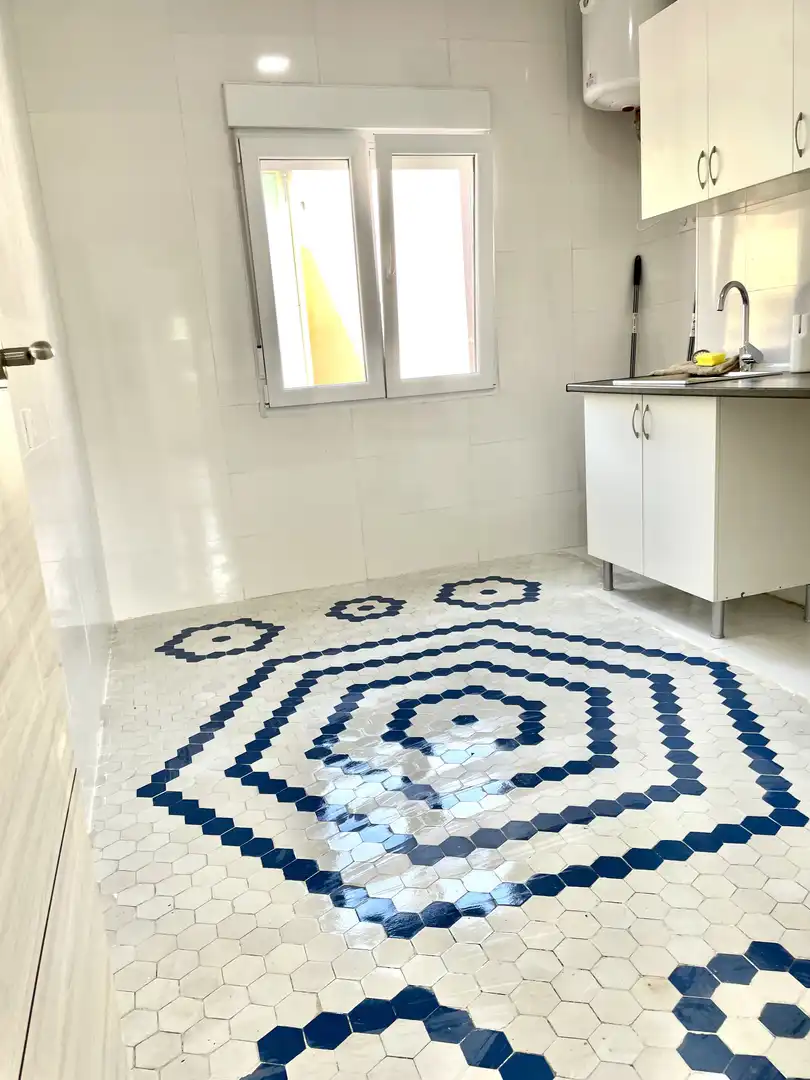 Bathroom of Flat for sale in Oviedo 