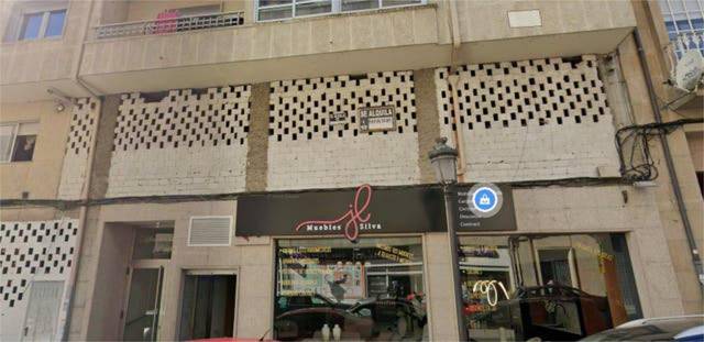 Oficina en Alquiler en O Carballiño