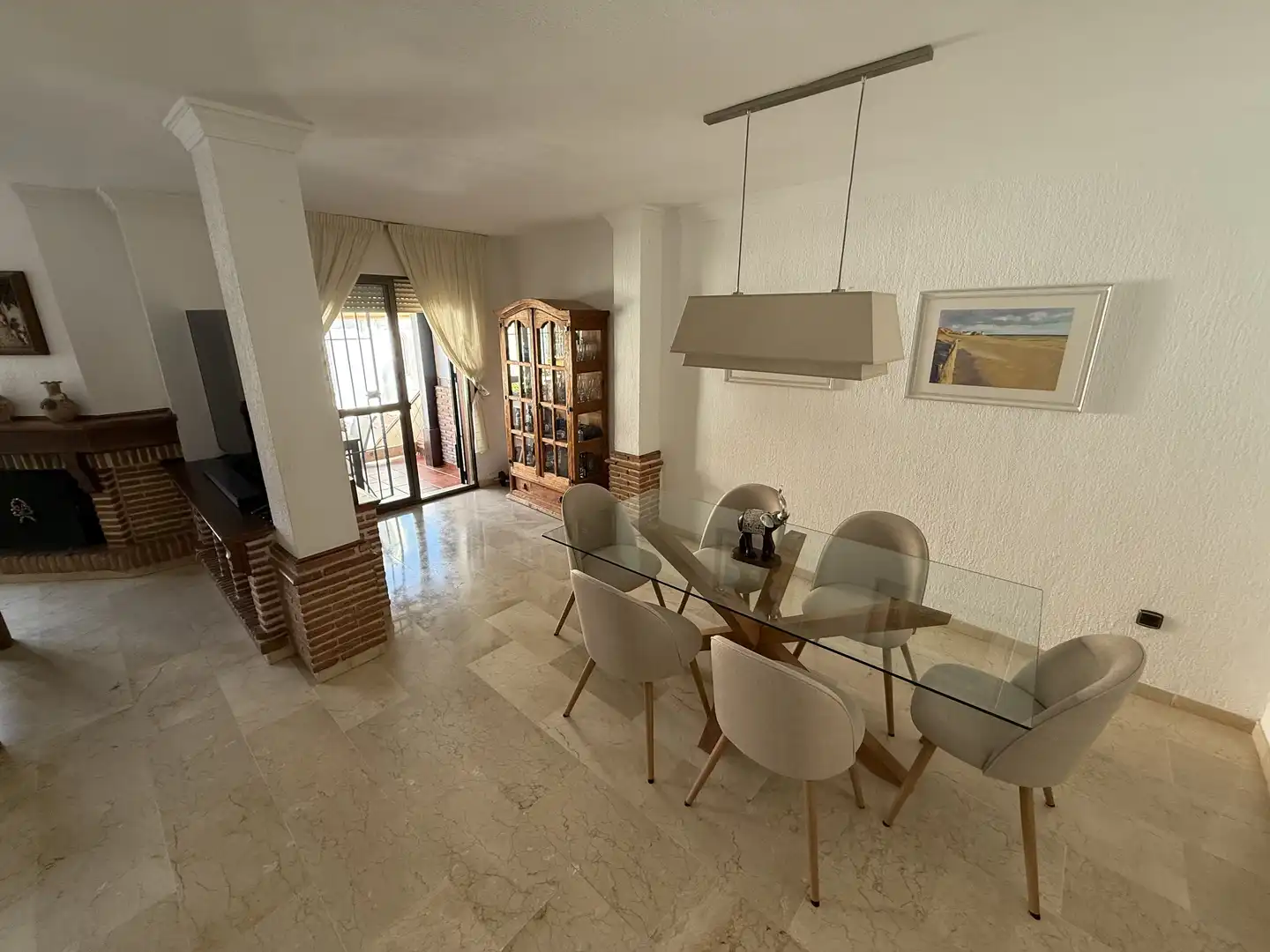 Casa adosada en venda a Calle Infanta Cristina, 7, Puerto de Estepona Menjador de Casa adosada en venda en Estepona amb Terrassa, Piscina i Balcó