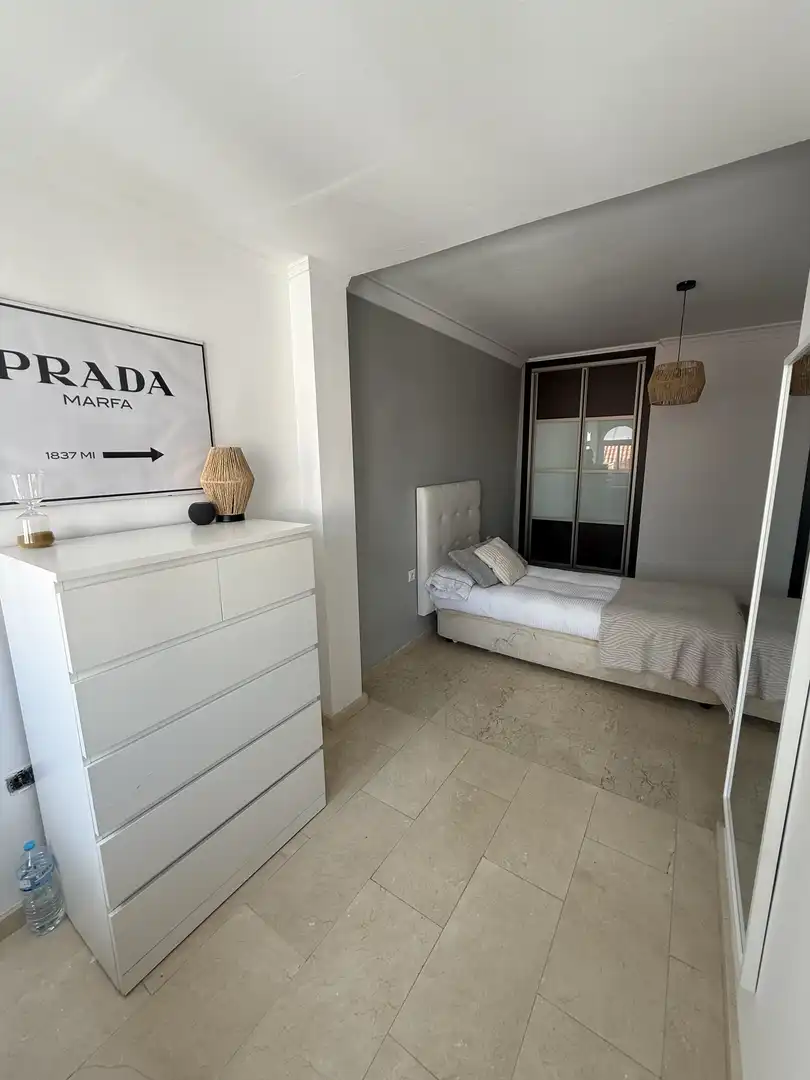 Casa adosada en venda a Calle Infanta Cristina, 7, Puerto de Estepona Dormitori de Casa adosada en venda en Estepona amb Terrassa, Piscina i Balcó
