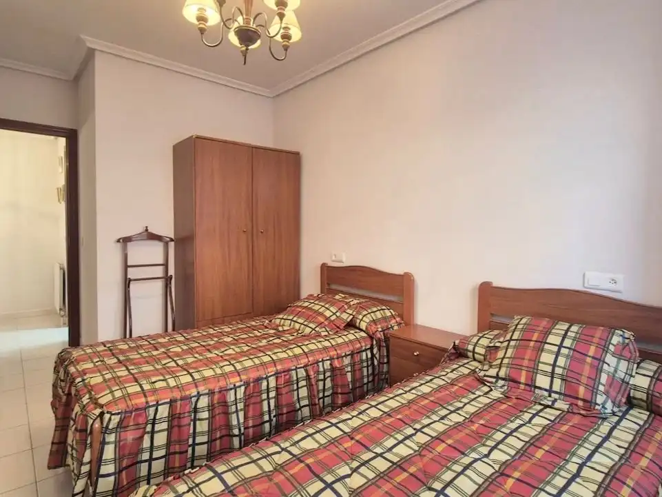Flat for rent in Paseo Luis Cortés, 49, Tejares - Chamberí - Alcades Bedroom of Flat for rent in Salamanca with Heating, Swimming Pool and Furnished