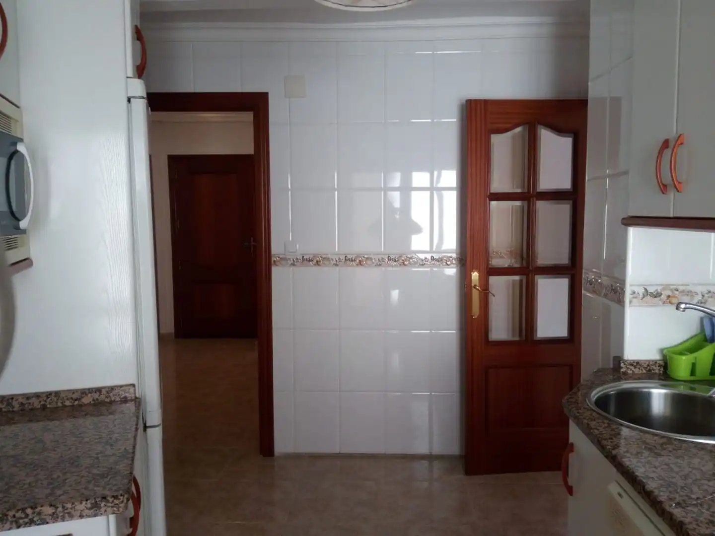 Room in Calle Nicolás López de Velasco, 17, Santa Marina